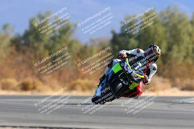 media/Jan-08-2022-SoCal Trackdays (Sat) [[1ec2777125]]/Turn 7 (1035am)/